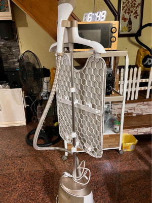 Steam Iron (Philips)