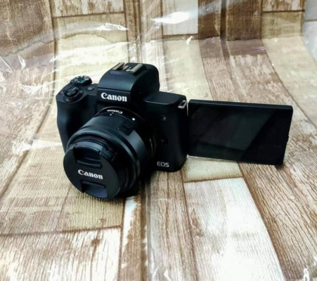 Canon Eos M50 Mirrorless Camera