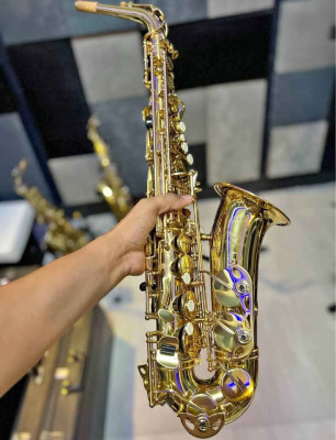 BRAND NEW SAXOPHONE