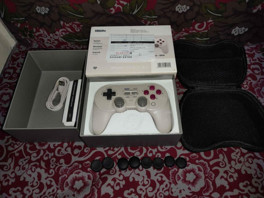 8Bitdo Pro 2 G Classic Edition Wireless Controller