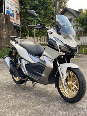 2021 Honda adv 150 pearl white