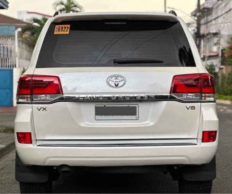 2010 Toyota land cruiser