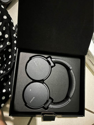 Switch v1 and Sonyy headset