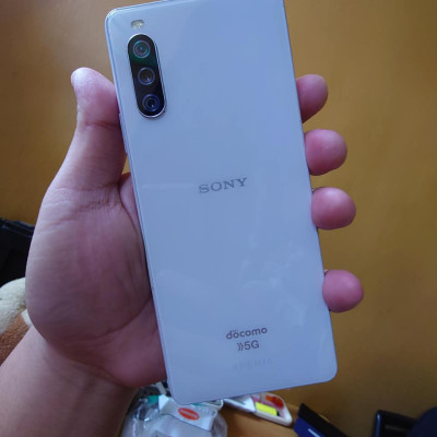 FOR SALE SONY XPERIA 1 III AND XPERIA 10 III