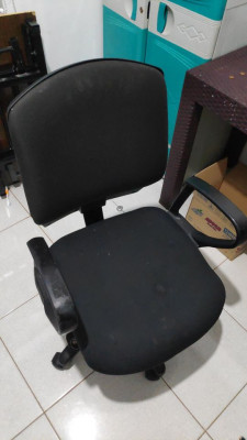 BPO office chair pull out