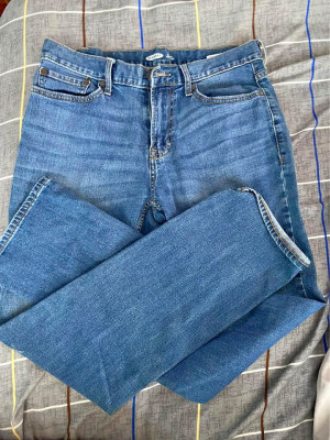 OLD NAVY CLASSIC STRAIGHT ( PRELOVED ) MEN"s