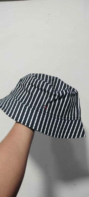 Tommy Hilfiger bucket hat