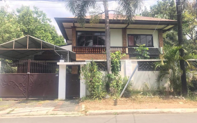House and Lot - Quezon City