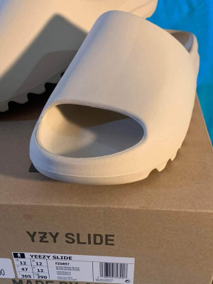 YEEZY SLIDE "BONE" 12US