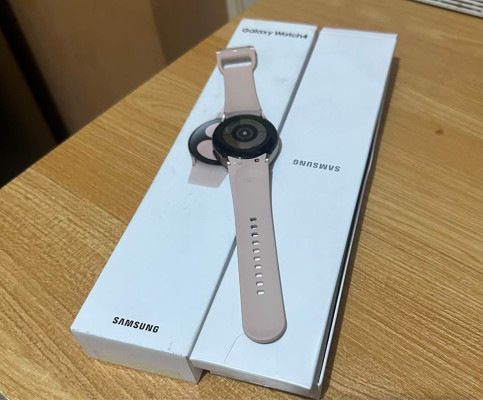 SAMSUNG GalaxyWatch4 40mm