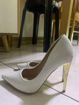 Sofab White Heels