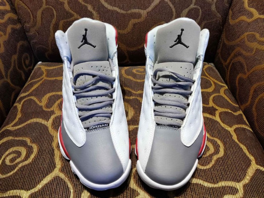 Air Jordan 13 Retro Grey Toe