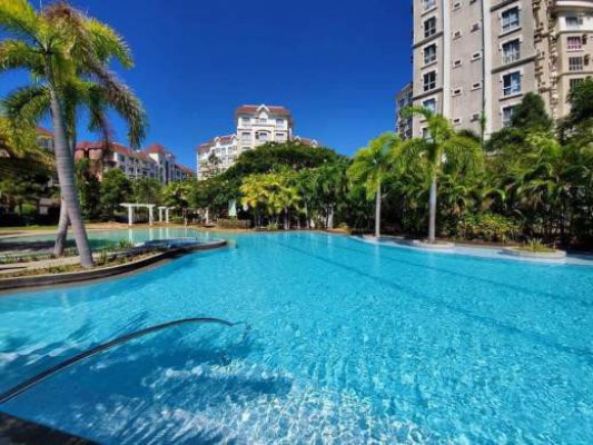 Presidio Lakefront Condominium Unit