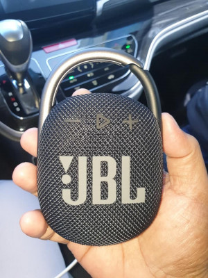 JBL CLIP4 Clip n play