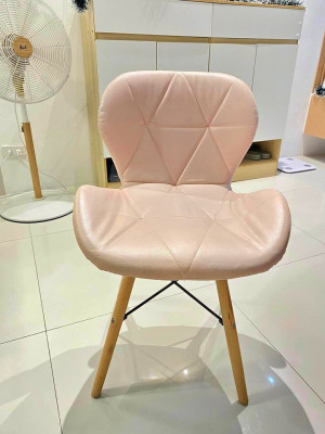 Pre-loved Nordic Pink Butterfly Chair