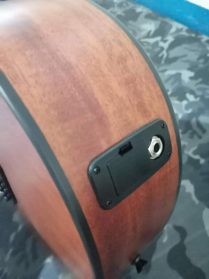 D&D Django jr. Mahogany