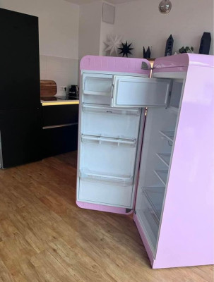 SMEG FAB28 Refrigerator Pink