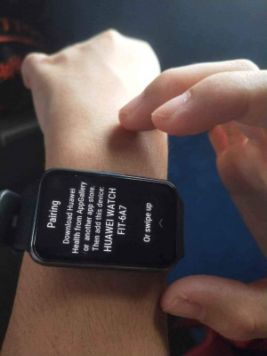 For Sale Huawei watch fit