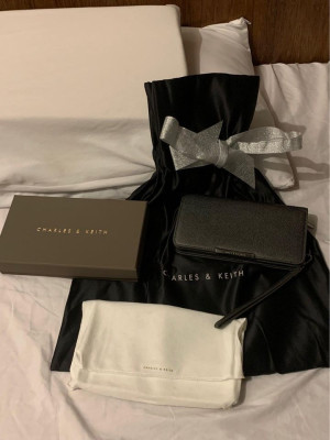 Charl€s & K€!th Zip Wallet