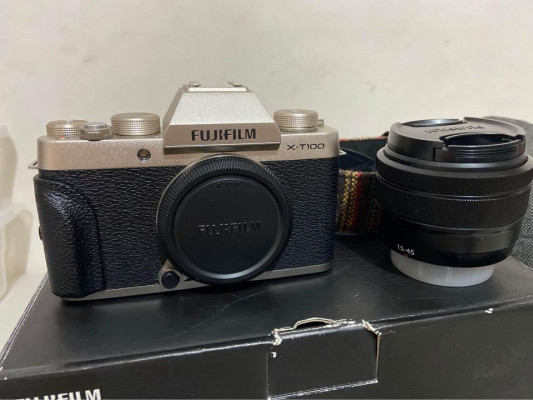 FUJIFILM X-T100
