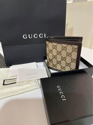 GG- bifold wallet