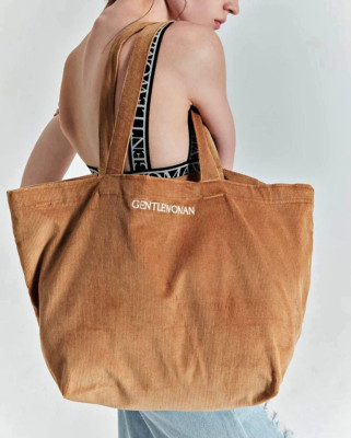 Gentlewoman GW Corduroy Tote In brown