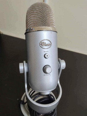 Blue Yeti USB Microphone