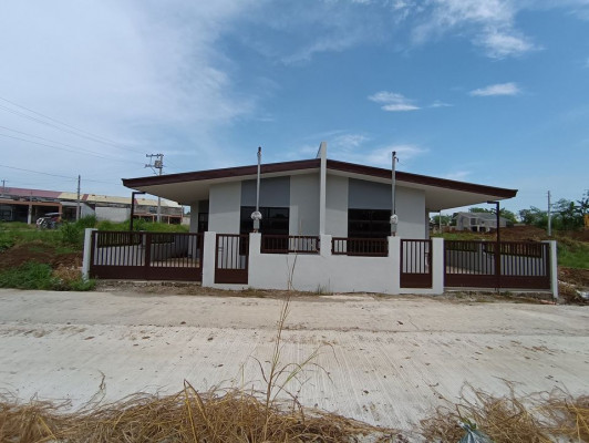 3BR Bungalow with Parking and Gate