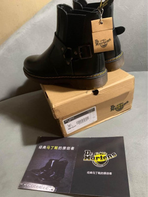 Dr Martens Genuine Leather Boots For Men And Women