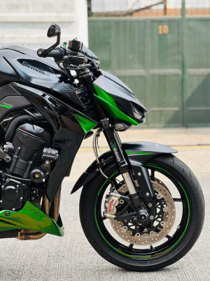 KAWASAKI Z1000R 2021 MODEL