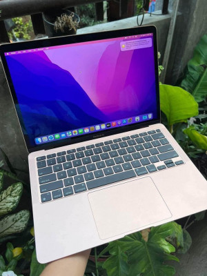 MacBook Air 256GB m1 chip L
