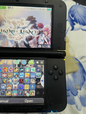 Nintendo 3DS XL Silver Mint Condition