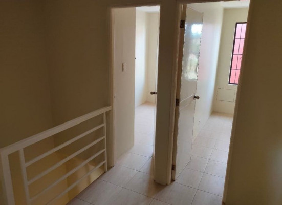 RFO Townhouse Violeta Guiguinto Bulacan (2 units available)