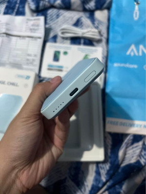 FS: Anker Magnetic Battery (MagGo)