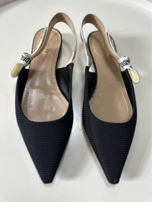 J'Adior Slingback flats