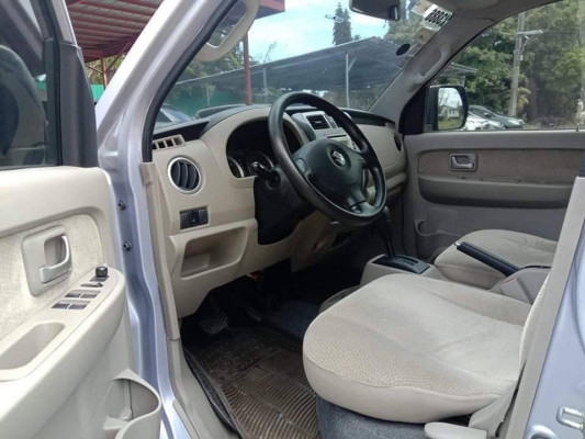 Suzuki apv 2011 Automatic