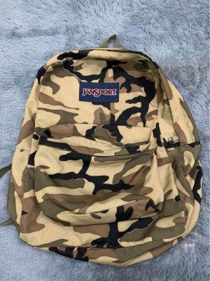 JANSPORT CAMO BACKPACK (ORIGINAL)