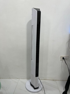 Camel Slim Bladeless Tower Fan (White)