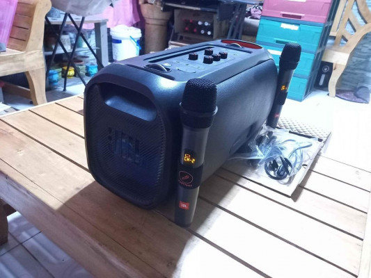 JBL PartyBox On-the-Go