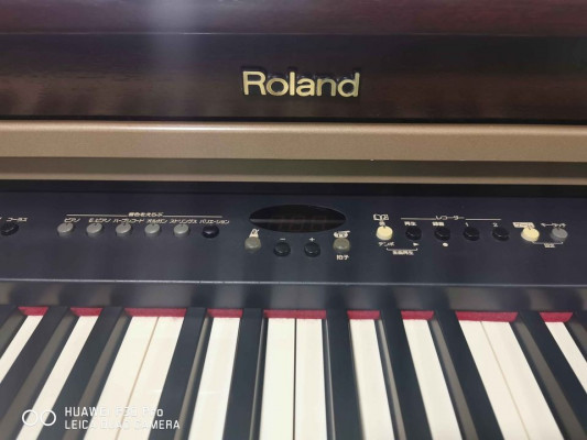 Piano roland digital electric piano