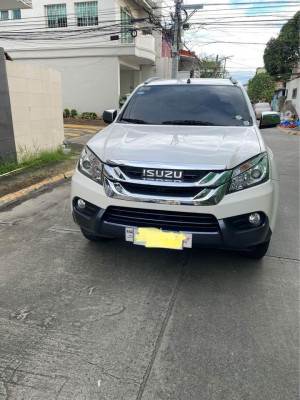 2015 Isuzu mu-x