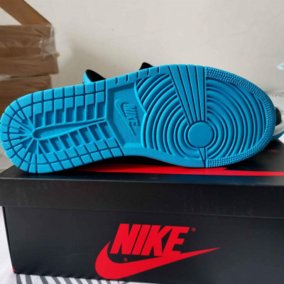 AIR JORDAN 1 LOW OG "UNC"