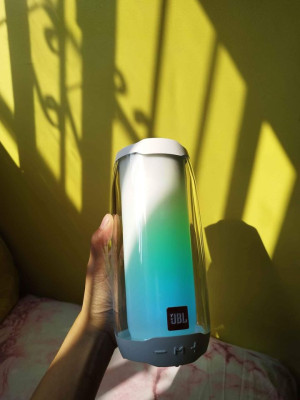 ORIGINAL JBL PULSE 4 WATERPROOF BLUETOOTH SPEAKER