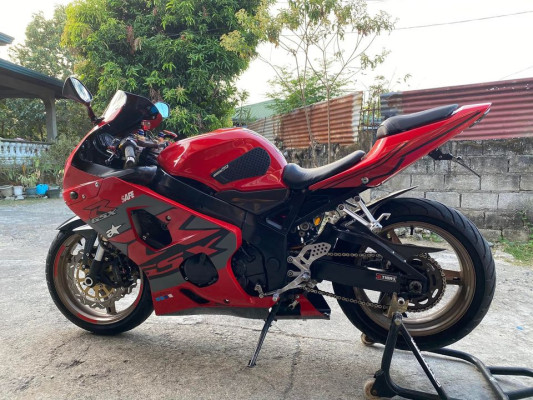 Suzuki GSXR 600 K5