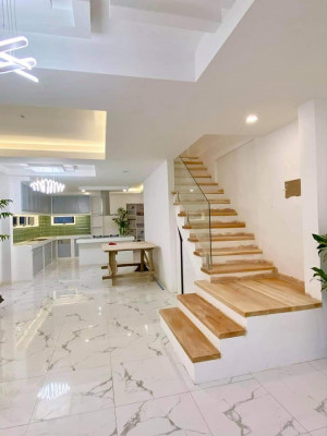 HOUSE AND LOT FOR SALE