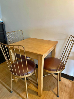 Dining table and chair