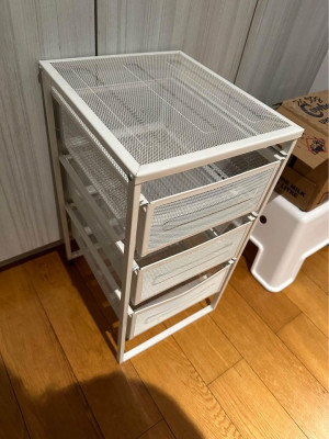 Rarely used Aesthetic Office/Work Table