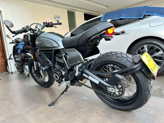 2022 Ducati scrambler