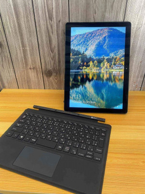 Dell 2n1 (Intel core i5 7th gen)