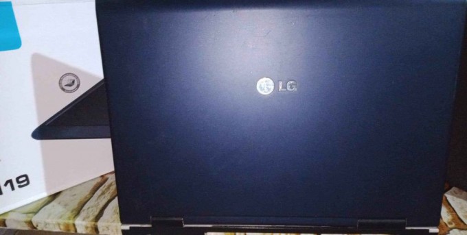 LG T2350